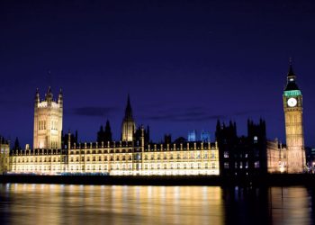 Parliament-London-UK-Night-700x450.jpg
