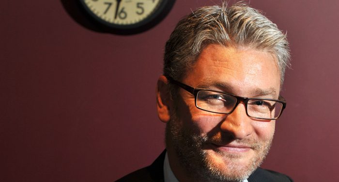 Morten-Nilsson-with clock-700.jpg